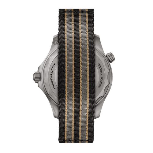 OMEGA 21092422001001 SEAMASTER DIVER 300M 007 EDITION NATO STRAP BROWN